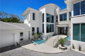 , 5 Extravagant Waterfront Homes in Florida